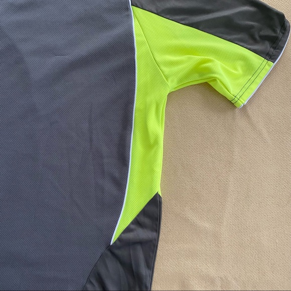 Real Madrid Shirt - Picture 8 of 8